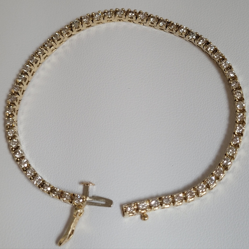 14k Solid Gold Natural Diamomd Tennis Bracelet, Approx 7.5".